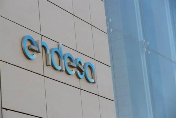 Endesa se lleva de Barcelona a Madrid su filial de red eléctrica 1