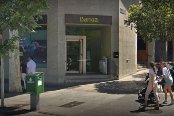 Bankia vende su sucursal de la calle Serrano a 100.000€ el metro cuadrado 1