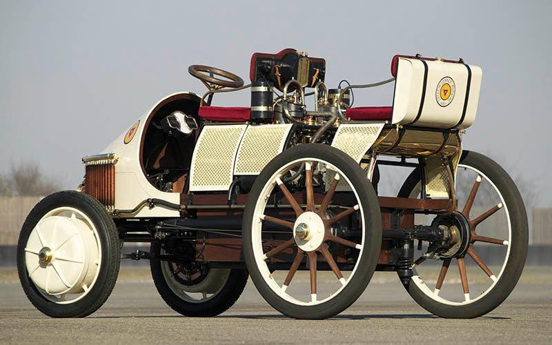 La larguísima historia de los coches híbridos y eléctricos. 1