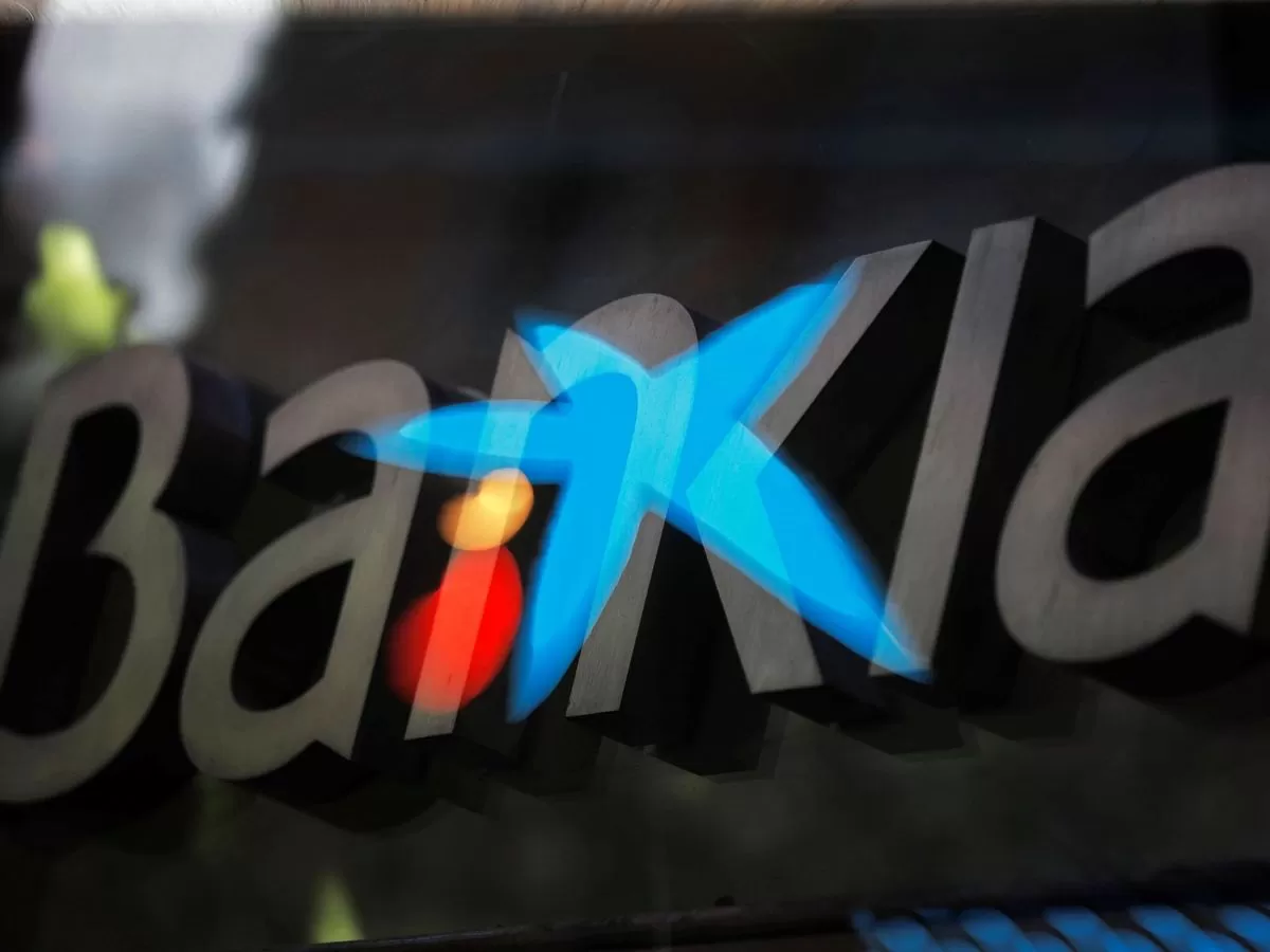 Los clientes no vinculados de Bankia pagarán hasta 240€ por su cuenta 1